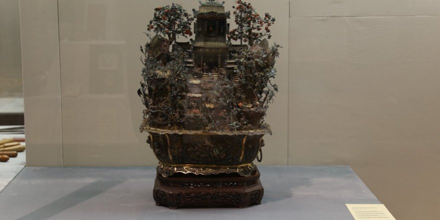 Sultan 2. Abdülhamid’e Hediye Edilen Japon Zırh Takımı Sergilenmeye Başlandı