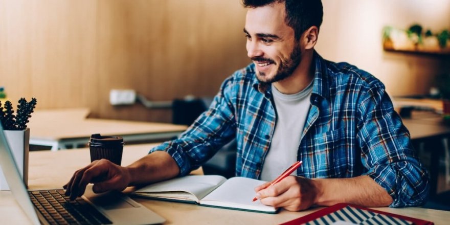 Online Eğitim Pazarı Üniversitelerin Desteğiyle Büyüyor