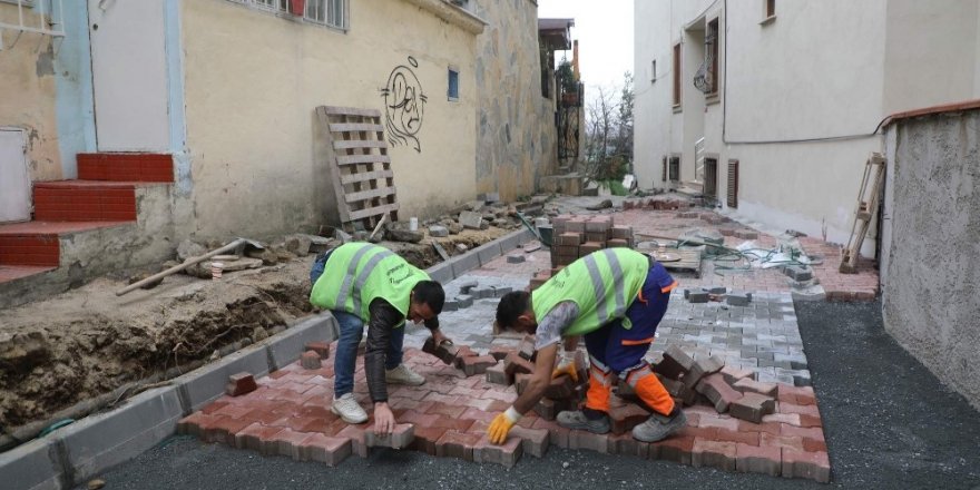 Selam Sokak Modern Bir Görünüme Kavuşuyor