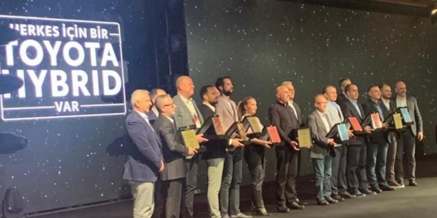 Toyata Plaza Aktoy’a Müşteri Memnuniyeti Ödülü