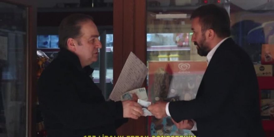 İçi Para Dolu Zarflar Dağıttılar