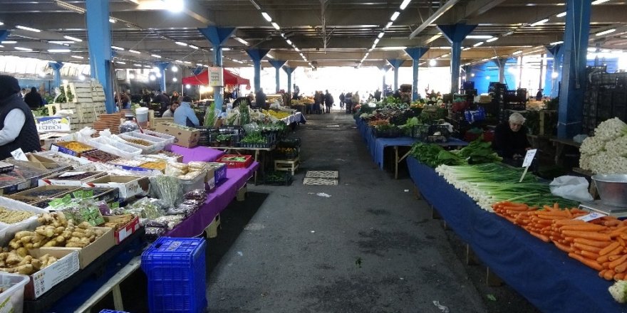 Korona Virüsü Semt Pazarlarını Da Vurdu