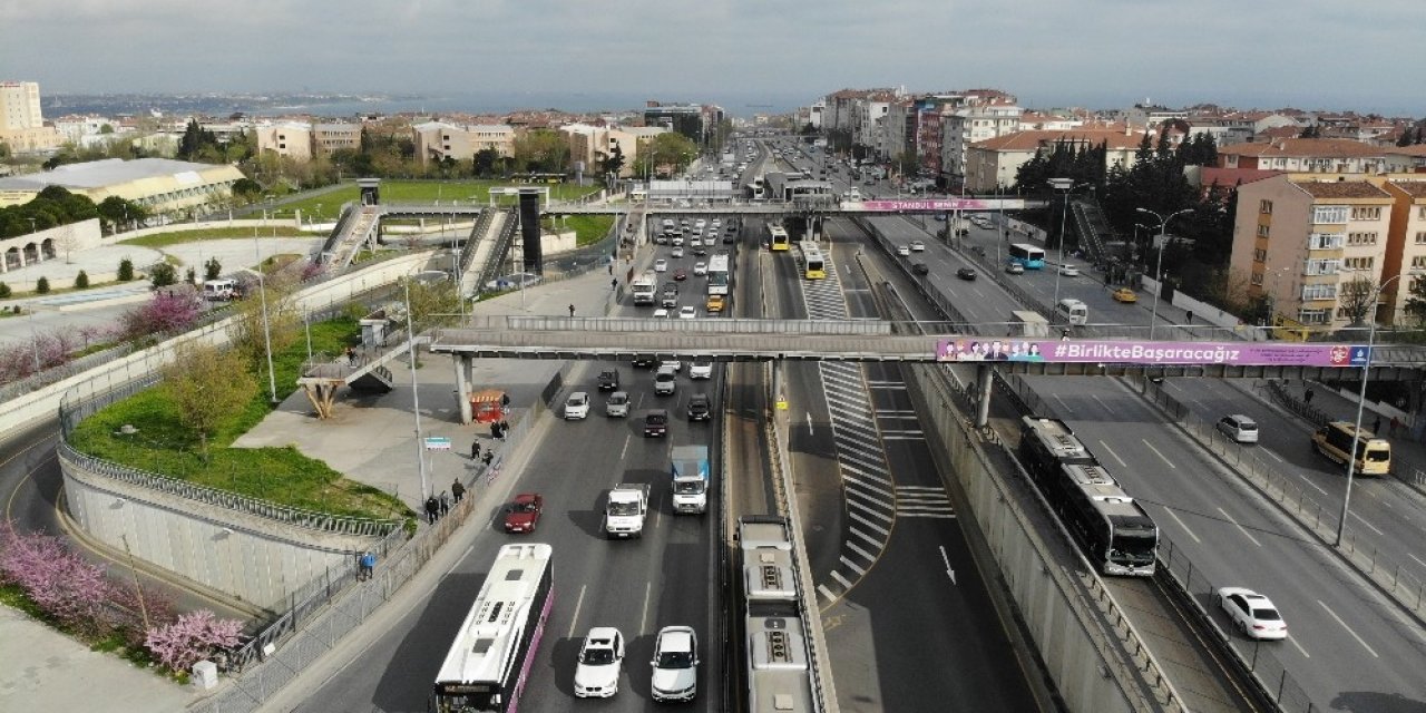 E-5’te Dikkat Çeken Trafik Yoğunluğu