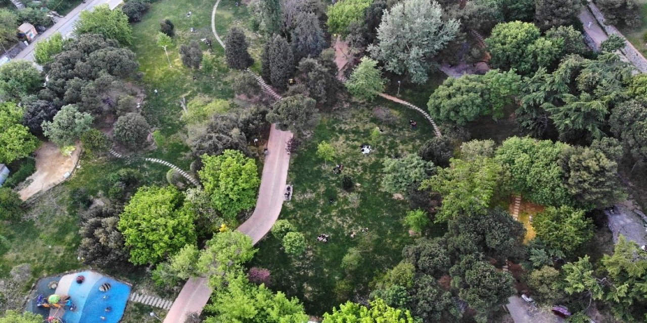 Maçka Parkındaki Yoğunluk Havadan Görüntülendi
