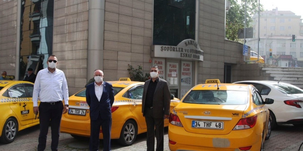 Kartal’da  Bin 200 Taksi Dezenfekte Edildi