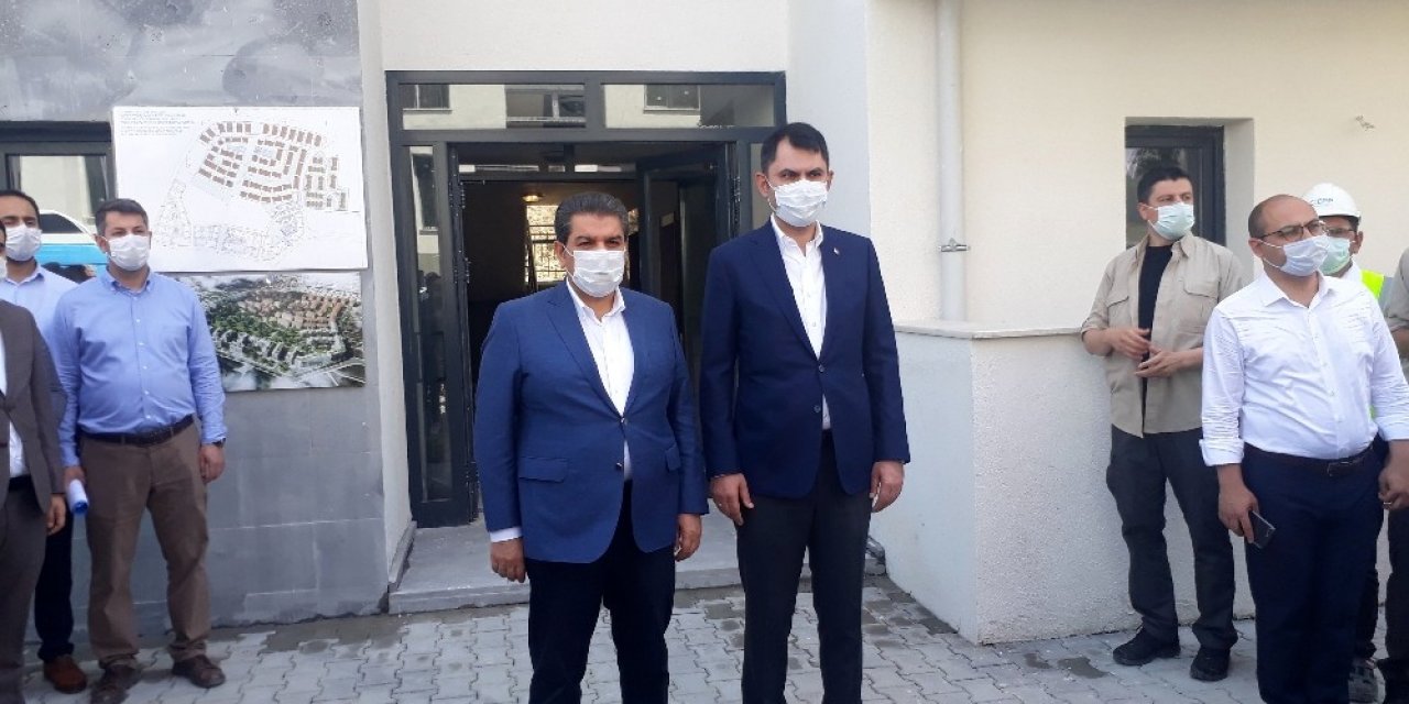 Bakan Kurum Esenler’de Kentsel Dönüşüm Konutlarını İnceledi