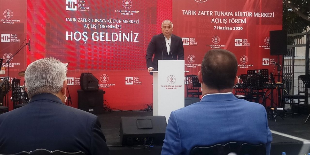 Bakan Ersoy’dan Galata Kulesi Açıklaması