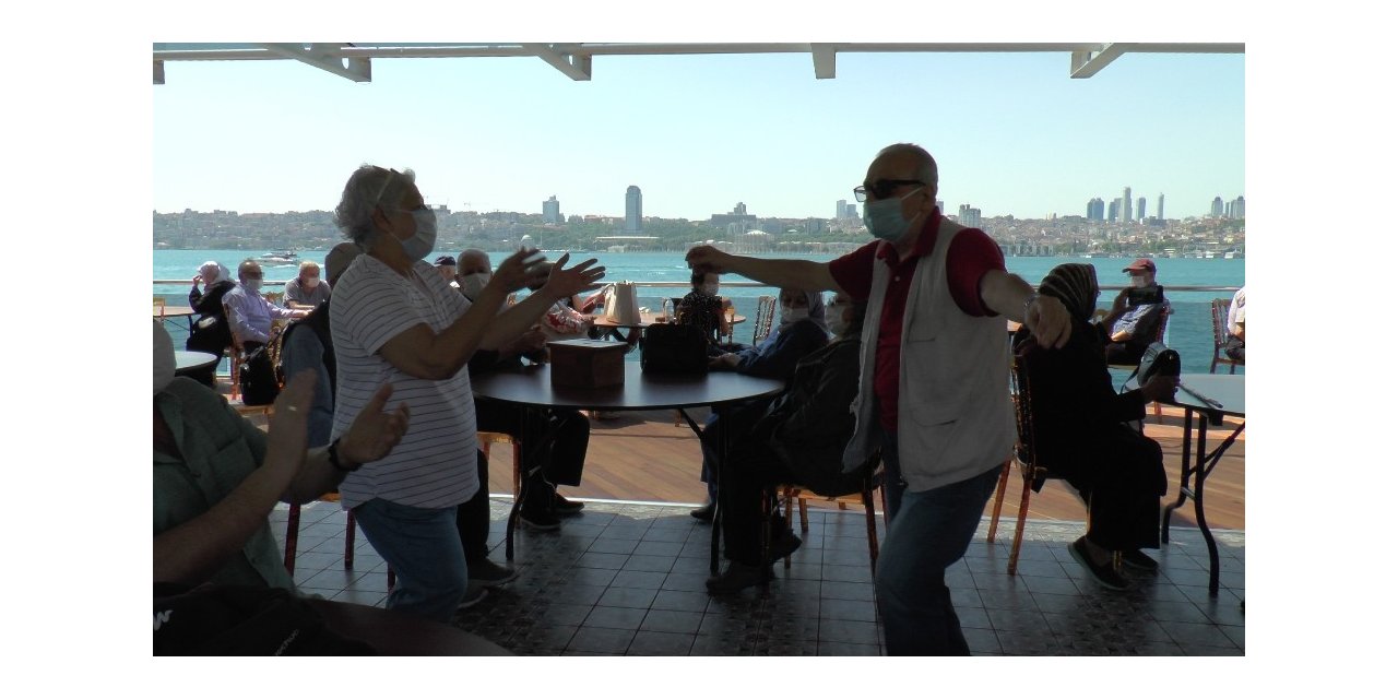 Üsküdar’da 65 Yaş Üstüne Sazlı Sözlü Boğaz Turu