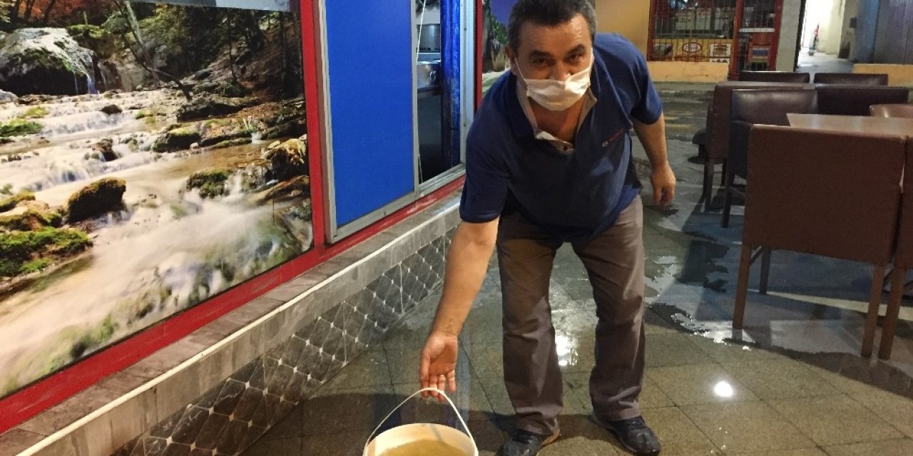 15 Temmuz Demokrasi Otogarı’nda Çarşıları Su Bastı