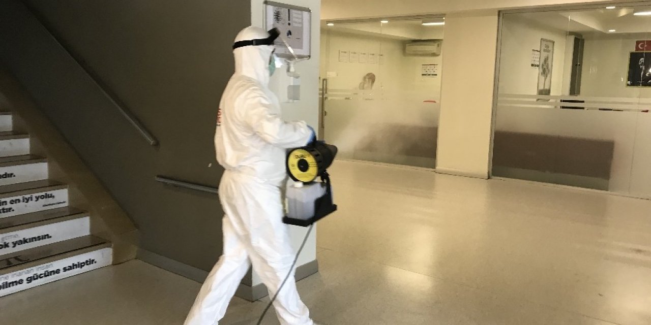 Ataşehir’de Sınav Öncesi Okullar Dezenfekte Edildi