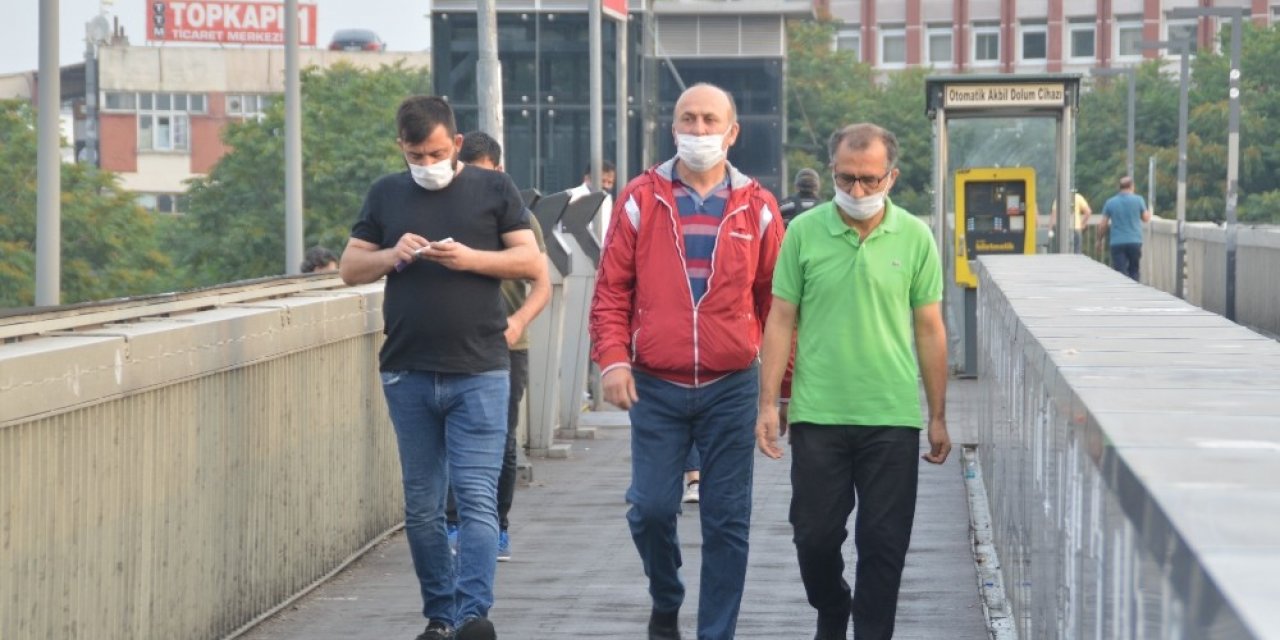 İstanbullular Güne Maske İle Uyandı