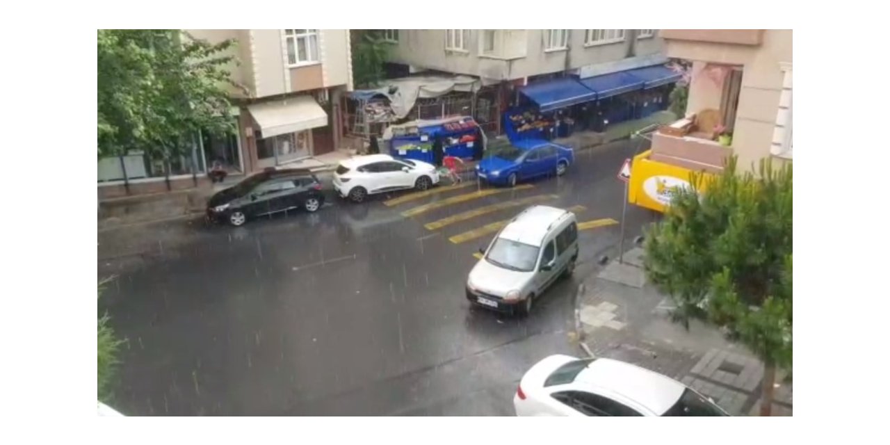 İstanbul’da Yağış Etkili Oluyor