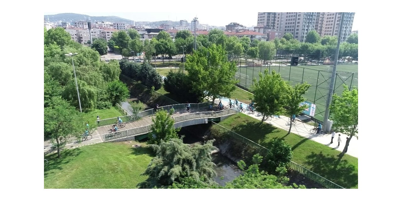 Babalar Günü’nde Çocukları İle Pedal Çevirdiler