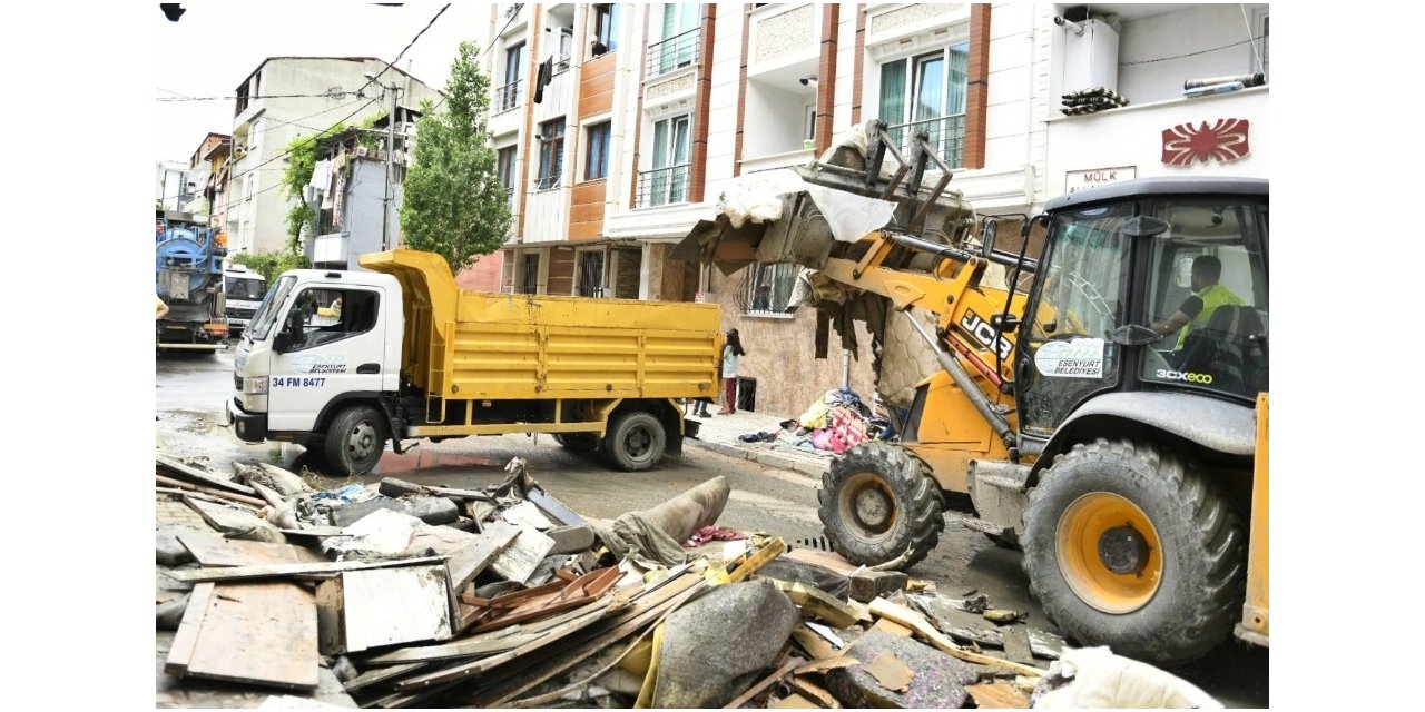 Esenyurt’ta Sel Felaketinde Hasar Tespit Çalışmaları Devam Ediyor