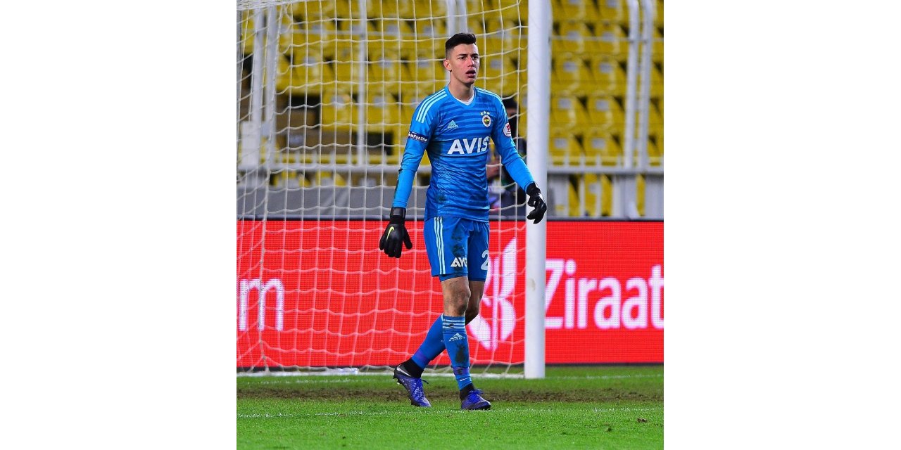 Berke Özer 1 Yıl Daha Westerlo’da