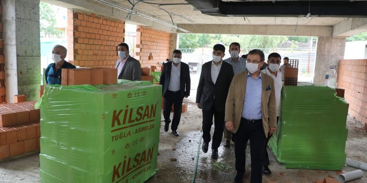 Akşemsettin’de Yüzme Havuzunda Sona Yaklaşıldı