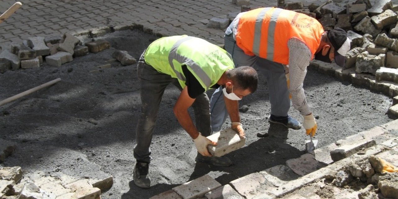 Selden Etkilenen Mahallelerde Çalışmalar Devam Ediyor