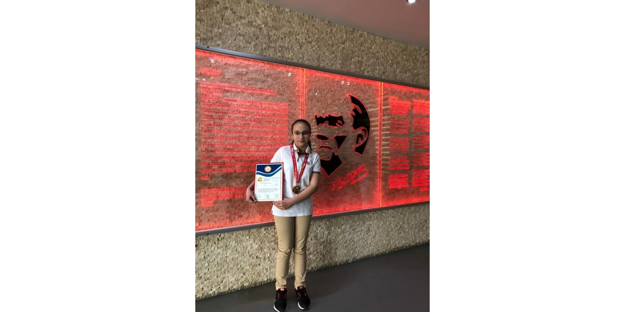 Uluslararası Bilgi Yarışmasında Büyük Başarı