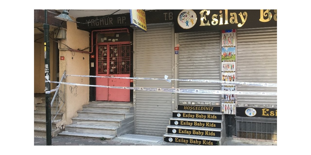 Zeytinburnu’nda Çökme Riski Taşıyan Bina Tahliye Edildi