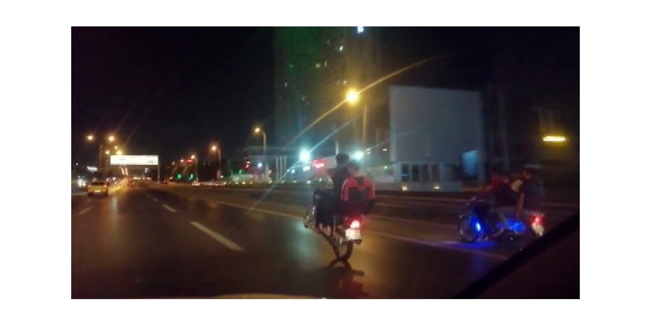 D-100 Karayolunda Motosiklet Sürücülerinin Tehlikeli Oyunu