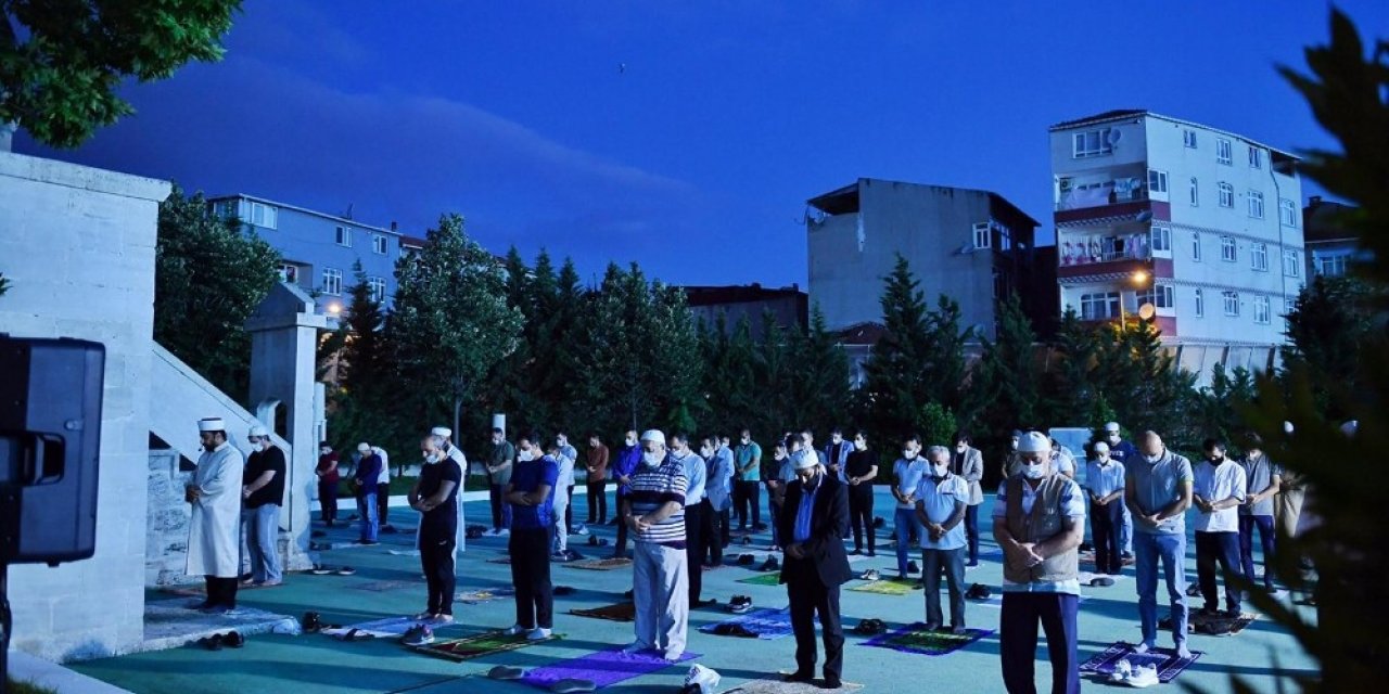 Fatih Sultan Mehmet Han’ın Namazgahında ‘şükür‘ Duası