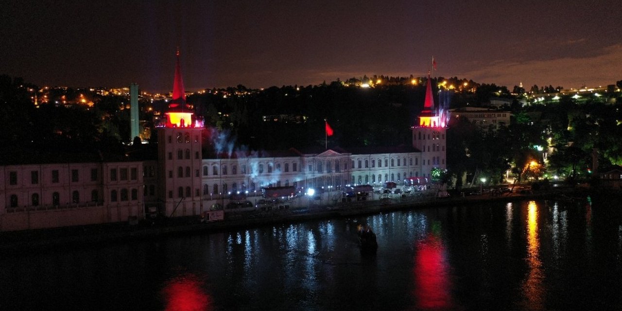 Kuleli Duvarlarında ’15 Temmuz’ Temalı 3 Boyutlu Işık Gösterisi
