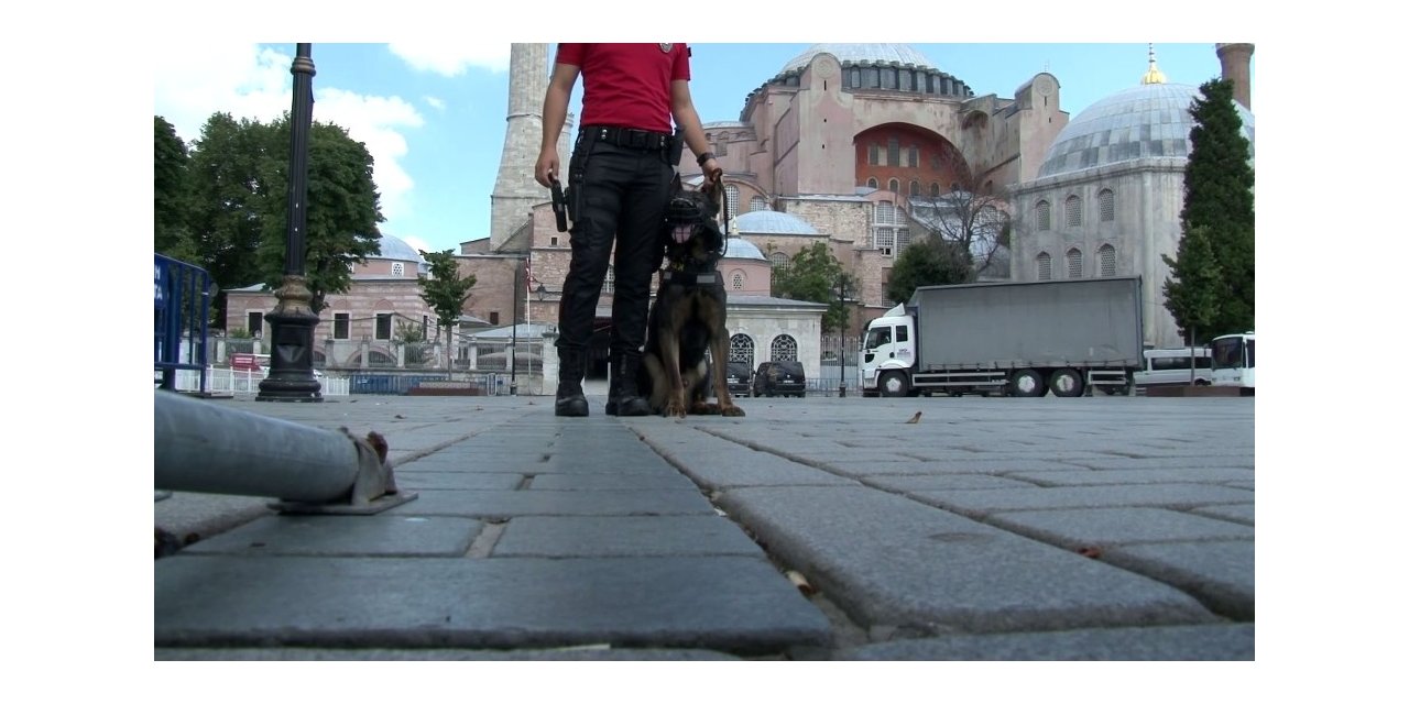 Ayasofya Camii’nde Hazırlıklarda Sona Geliniyor