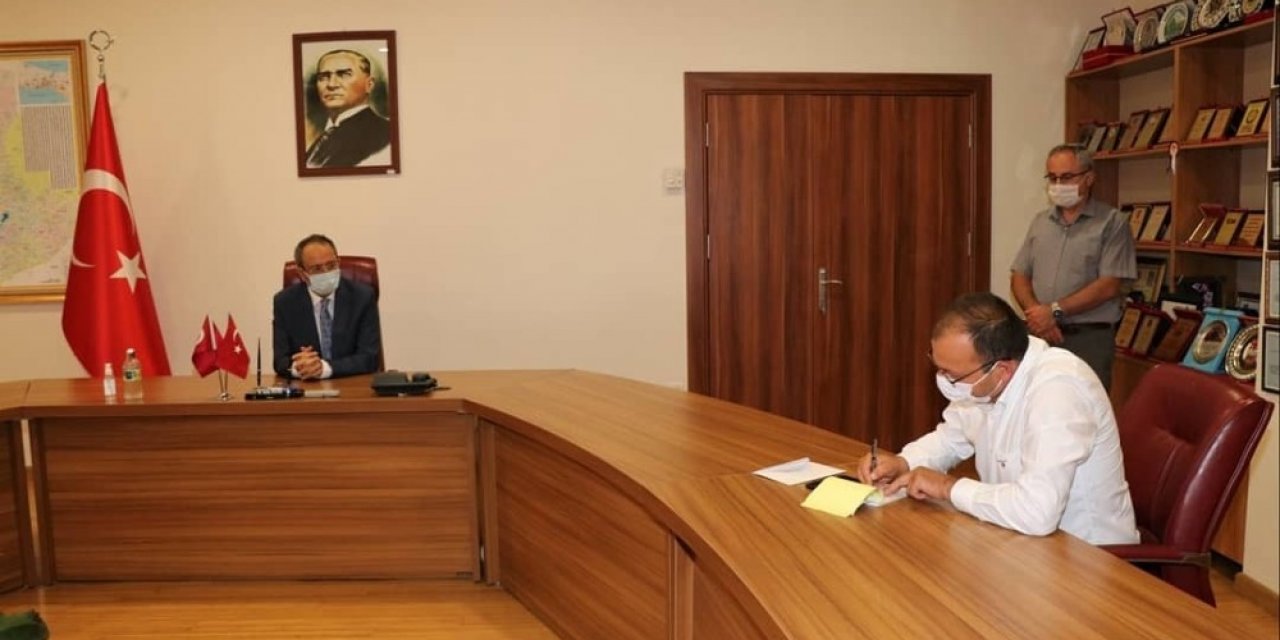 Sultanbeyli Kaymakamı Metin Kubilay Türk Kızılay’ına Vekaletle Kurban Bağışında Bulundu