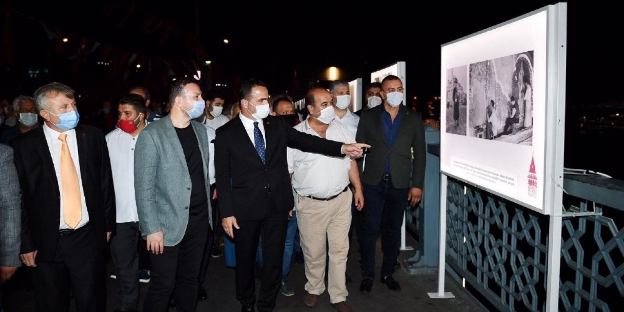 Tarihi Galata Köprüsü Üzerinde Ayasofya Sergisi