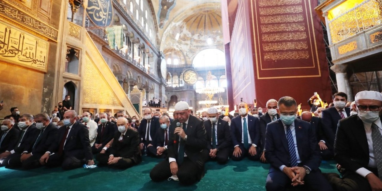 Ayasofya’da Sela Sesleri