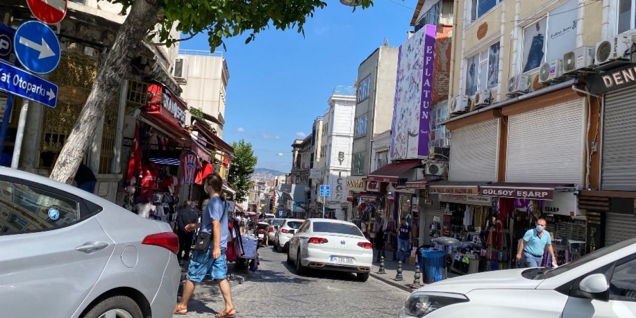 Esnaftan "kapatılan Mercan Otoparkı Tamiratla Hizmete Açılsın" Talebi