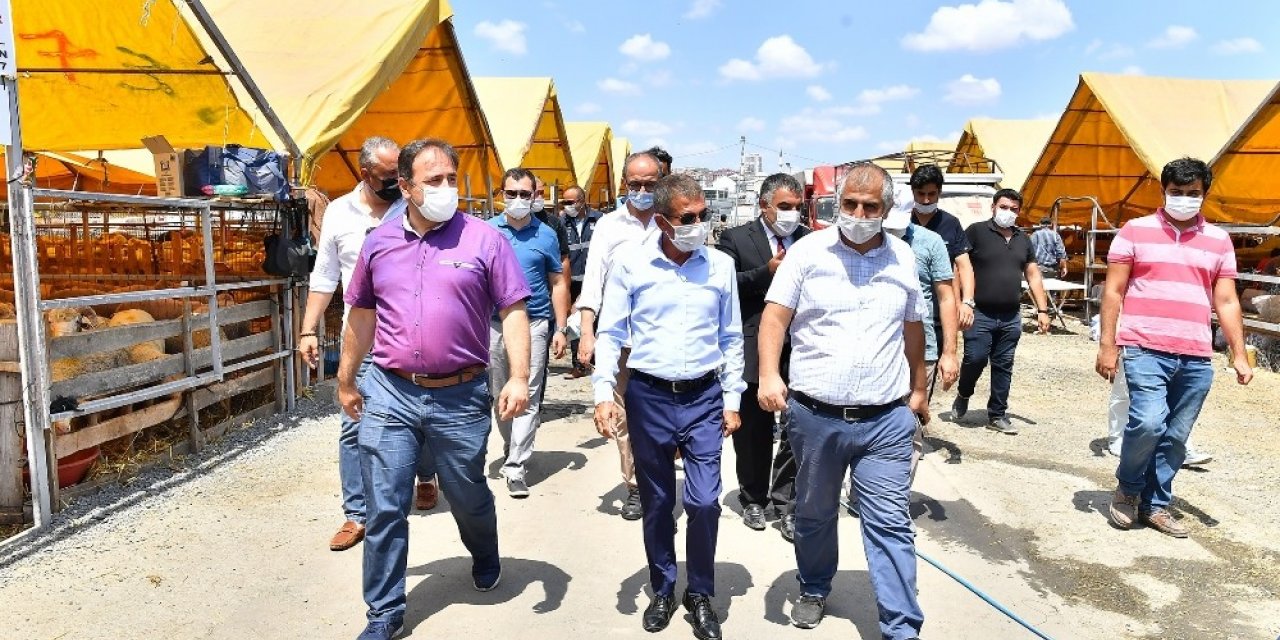 Beylikdüzü Modern Kurban Satış Ve Kesim Alanı Tam Not Aldı