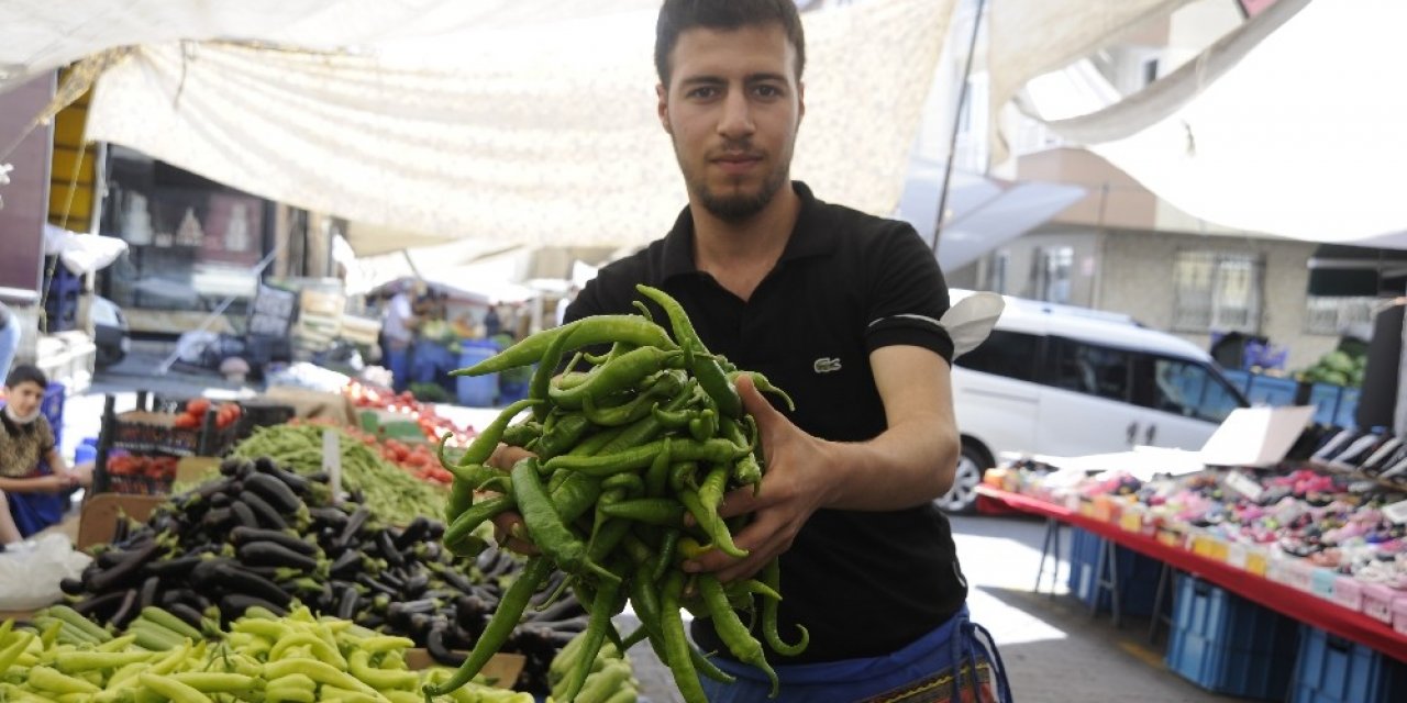 Sivri Biberin Fiyatı İstanbul’a Gelene Kadar 4 Katına Çıkıyor