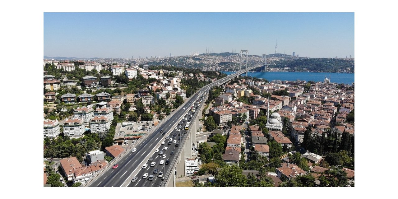 İstanbul Trafiğinde Bayram Yoğunluğu