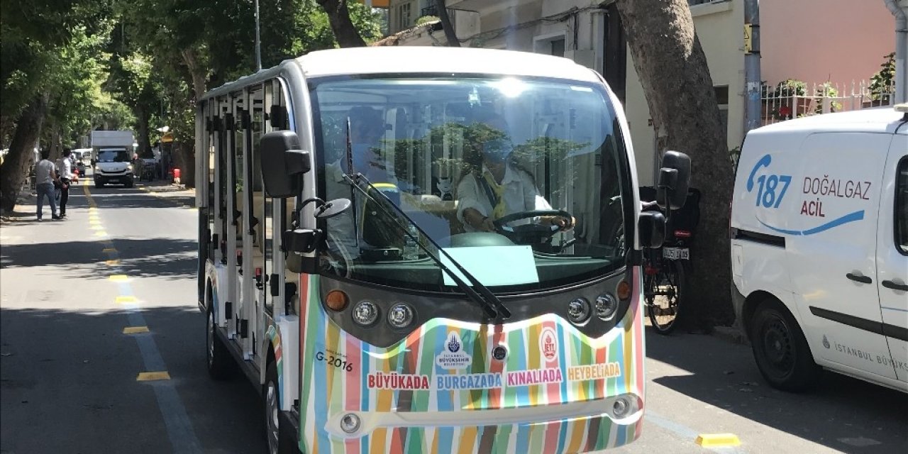 Büyükada’da Elektrikli Araçların Seferleri Başladı