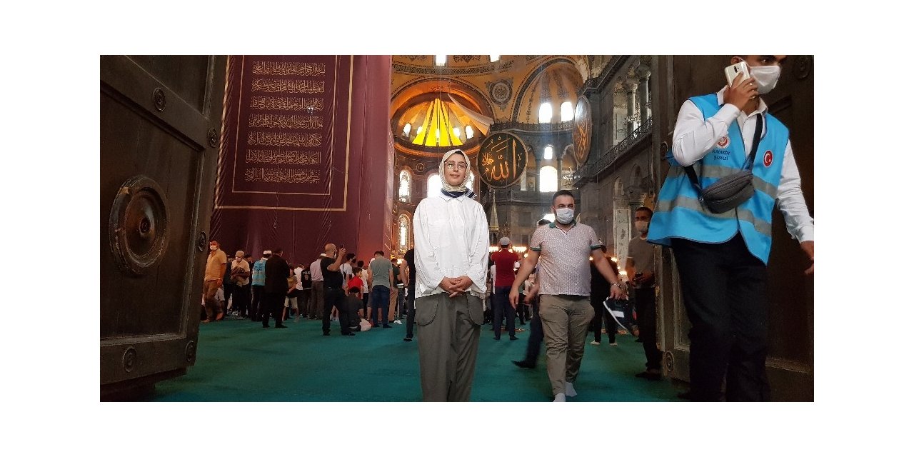 “minberdeki Desenler Geometrik Bir Yapıya Uygun Çizildi”