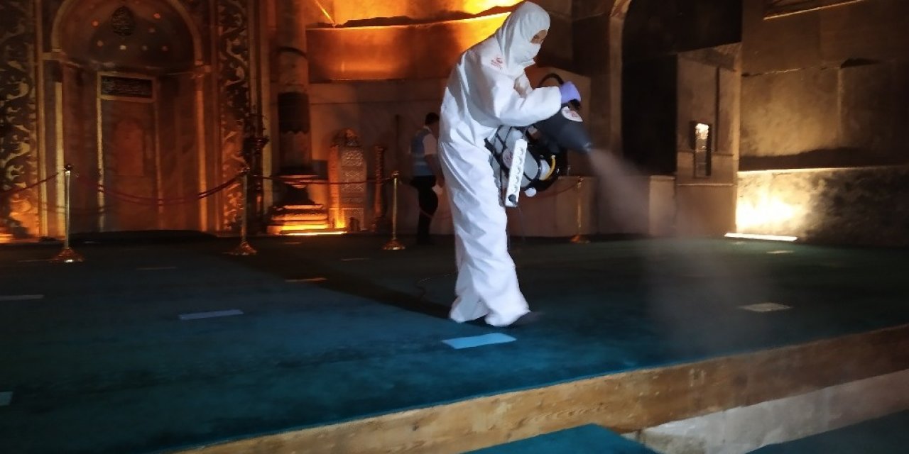 Ayasofya Bayram Namazına Hazırlandı