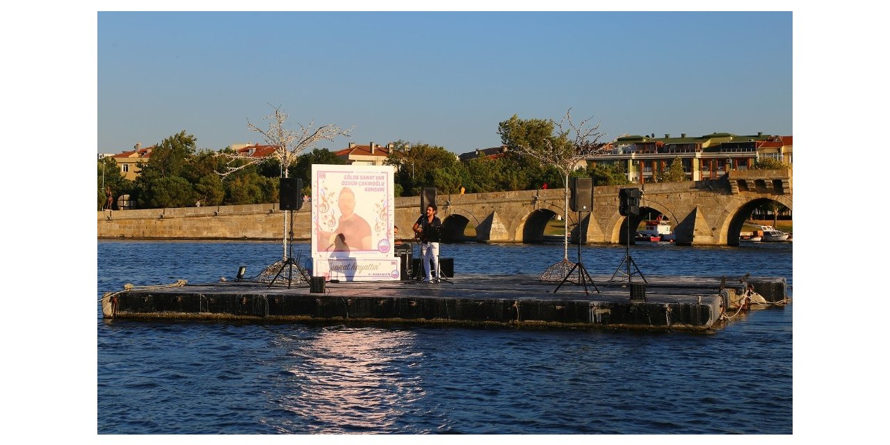 Büyükçekmece Gölü’nde Konser