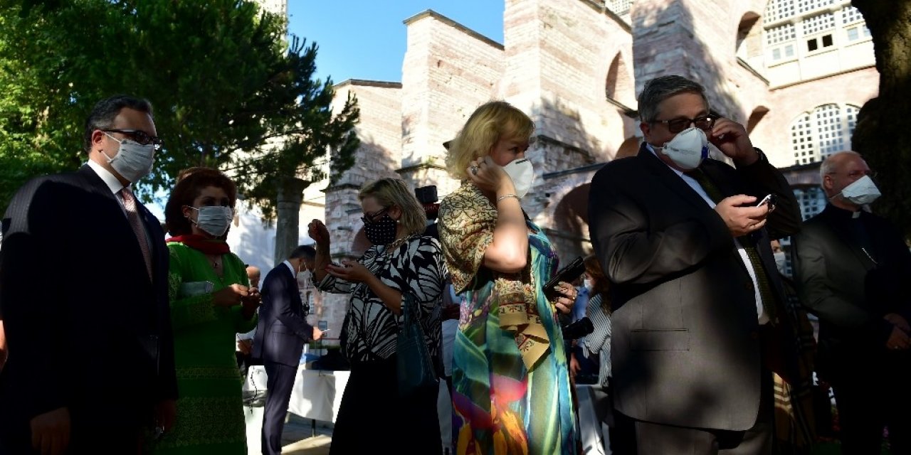 İbrahim Kalın, Büyükelçilerle Ayasofya’yı Ziyaret Ediyor