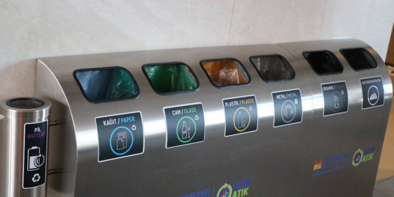 Çevre Ve Şehircilik Bakanlığından İlk ‘sıfır Atık Belgesi’ Zeytinburnu’na