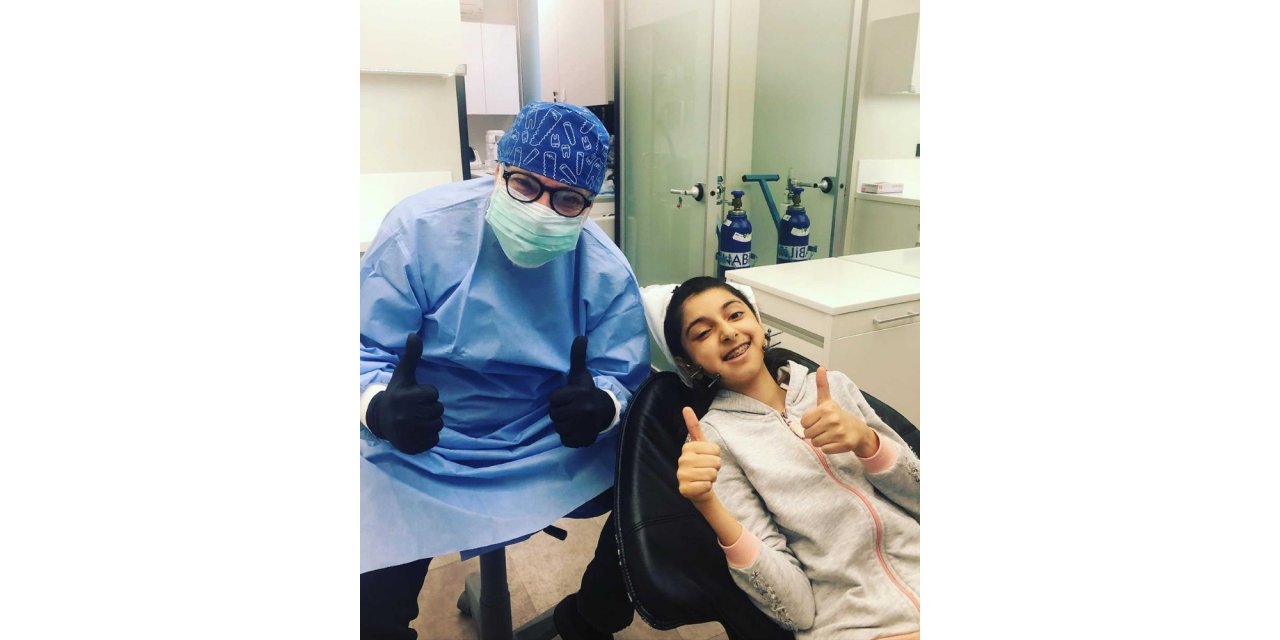 Gündüz Çene Cerrahı Gece Müzisyen