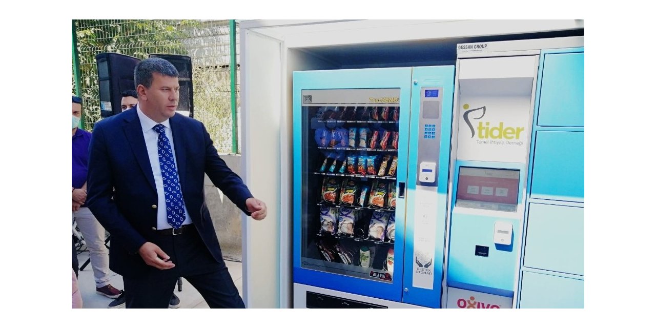 Kadıköy Belediyesi Bir İlke İmza Attı:alan El Veren Eli Görmeyecek