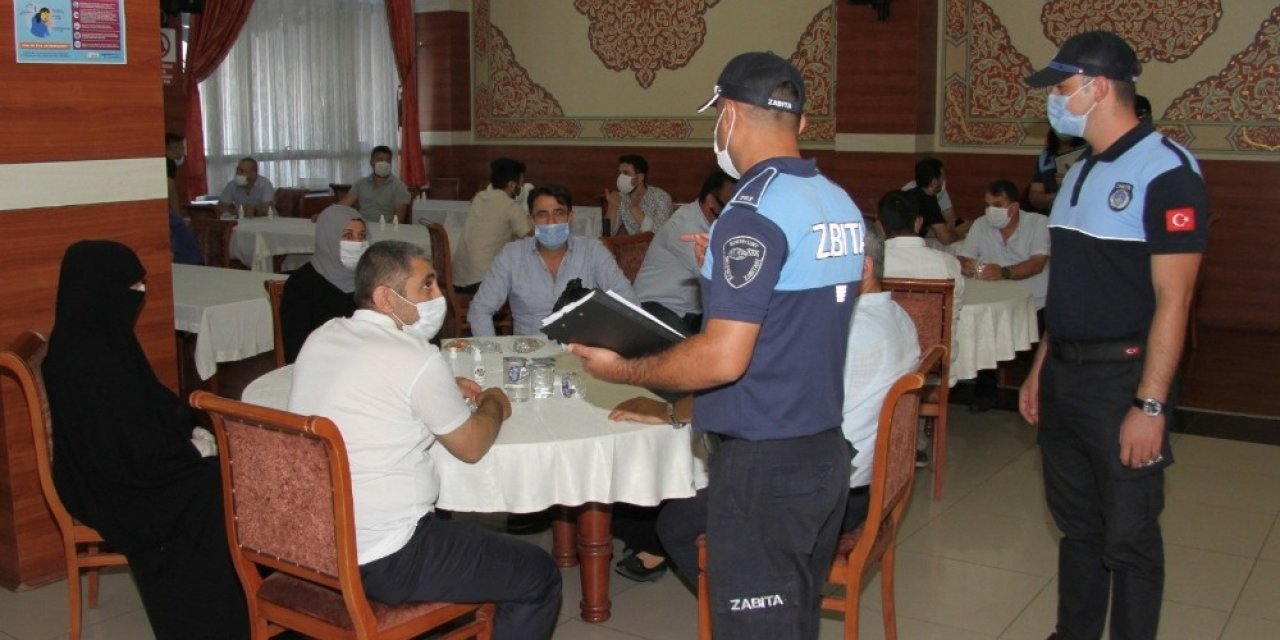 Esenyurt Zabıtasından Düğün Salonu Denetimi