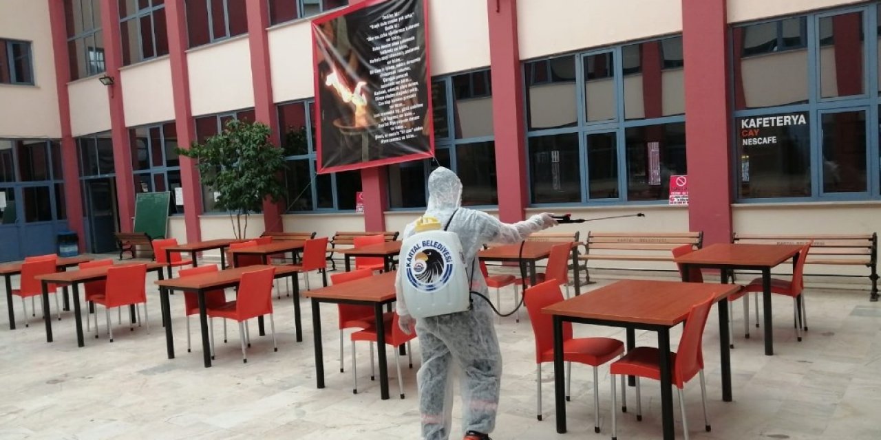 Muharrem Ayı Öncesi Cemevi, Kartal Belediyesi Ekiplerince Dezenfekte Edildi