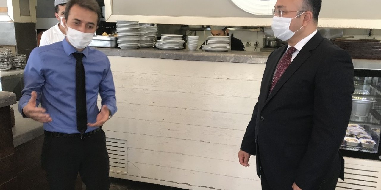 Büyükçekmece’de Korona Virüs Denetiminde Kafe Tuvaletinde Dikkat Çeken Yazı