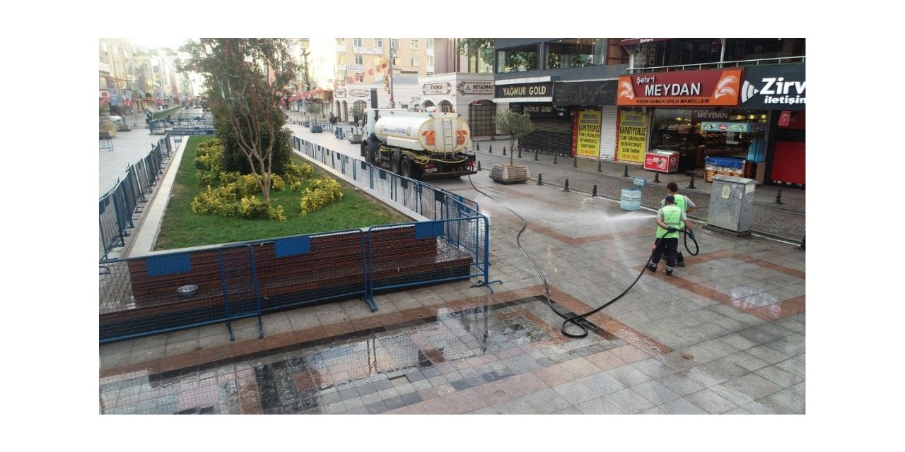 Sultanbeyli’de Salgınla Mücadele Kesintisiz Devam Ediyor