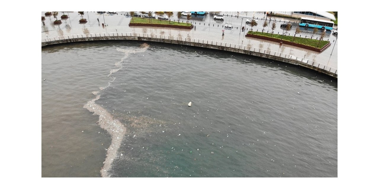 Yağmur Sonrası İstanbul Boğazı’nda Şok Eden Görüntü