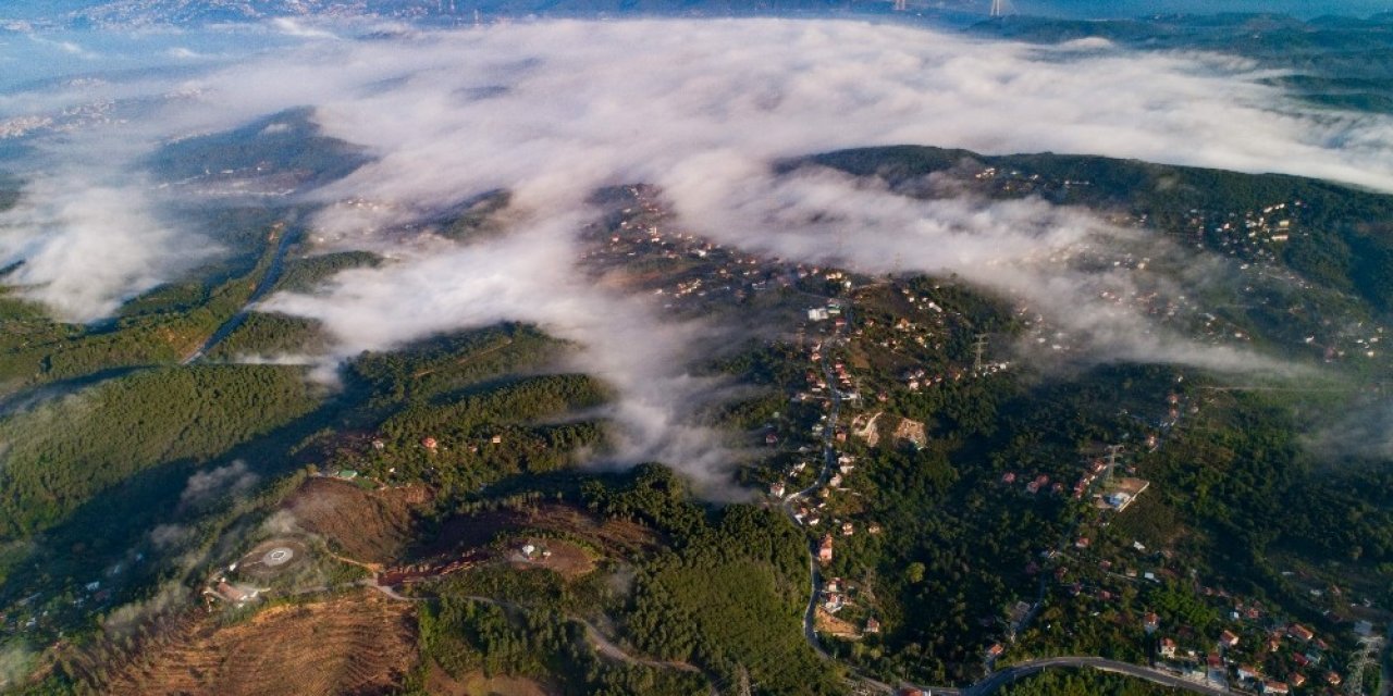 Gökyüzünden Sise Bürünen İstanbul