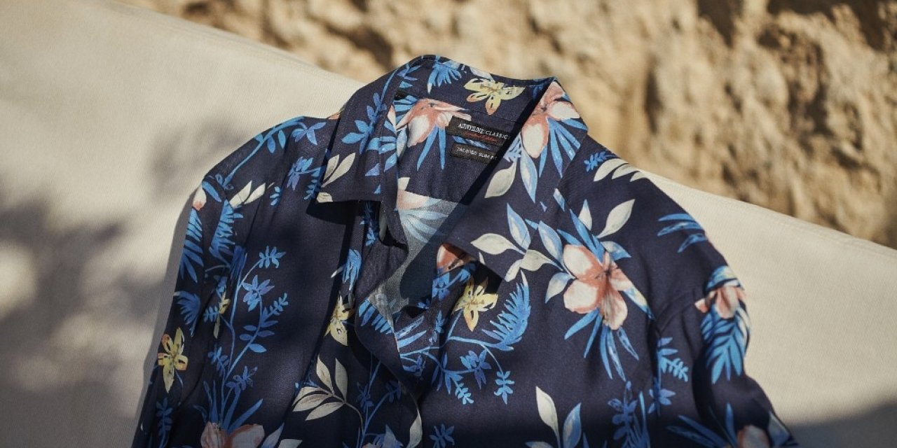 Yaz Havasına Uygun Şık Ürünler Raflardaki Yerini Koruyor