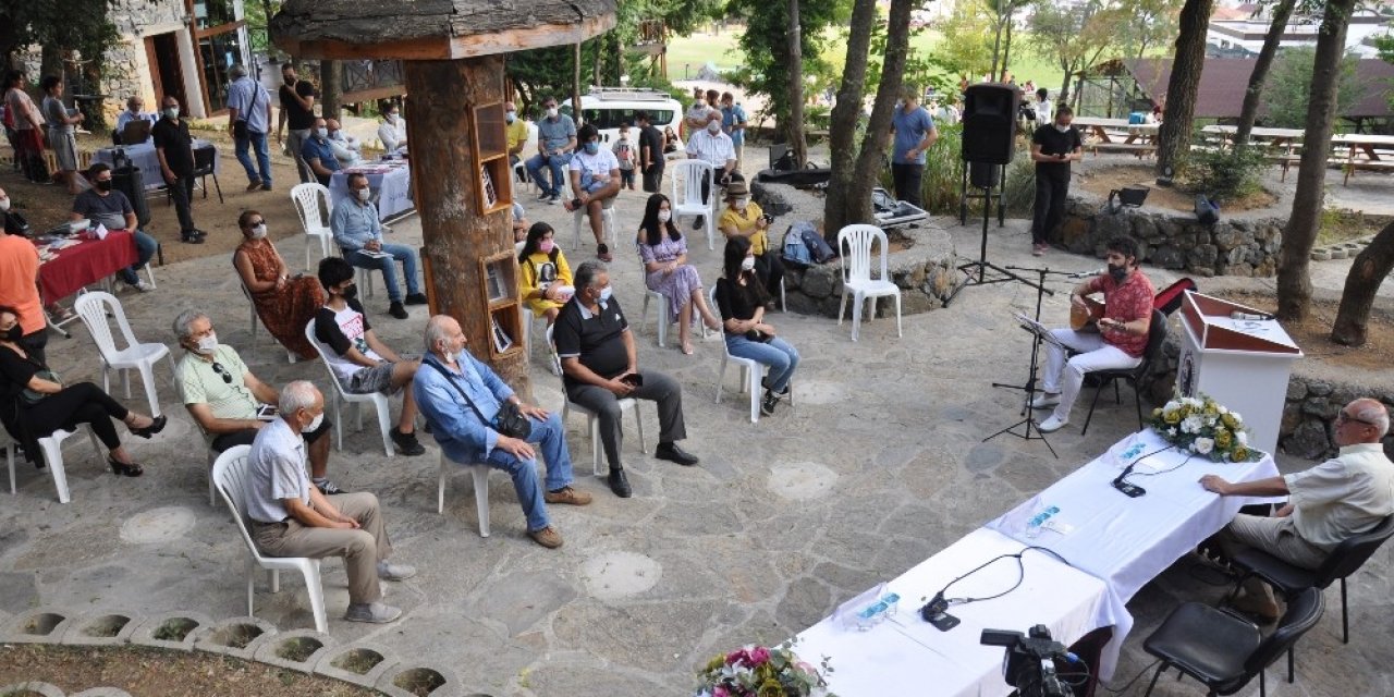 Kartal’da Şiir Rüzgarı